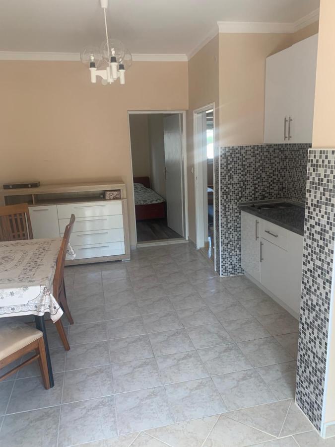 Apartments Neira Near Dubrovnik Ivanica Exterior photo