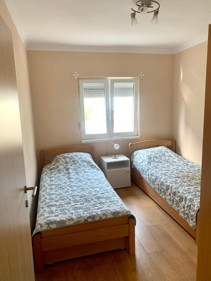 Apartments Neira Near Dubrovnik Ivanica Exterior photo
